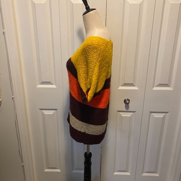 BCBG Size S women’s top - Picture 6 of 6